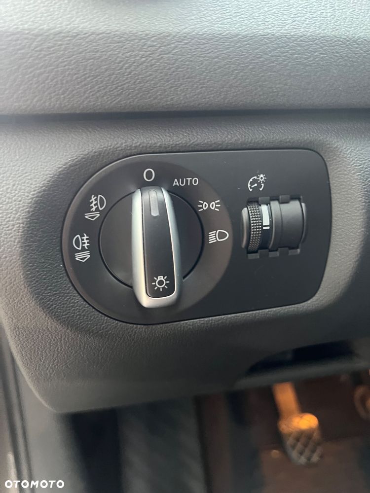 Audi A3 Sportback 2.0 TDI DPF quattro Ambition - 36
