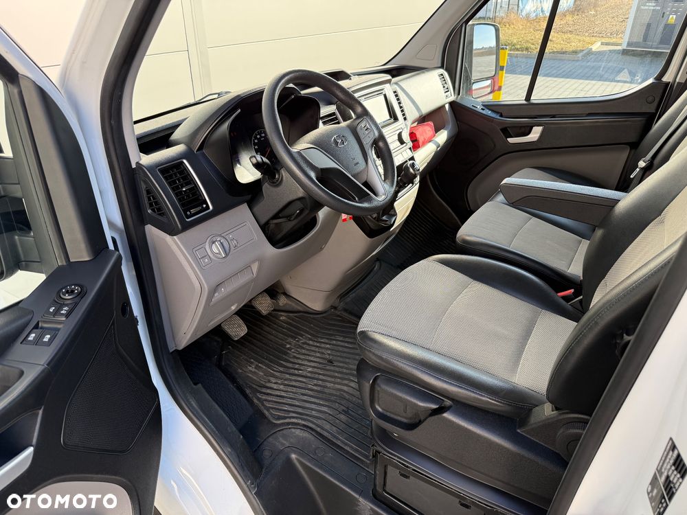 Hyundai H350 - 11