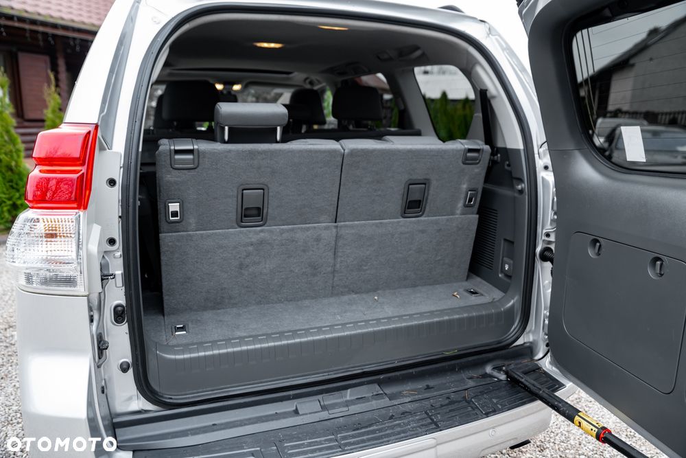 Toyota Land Cruiser LC 3.0 D-4D Premium 7os - 15