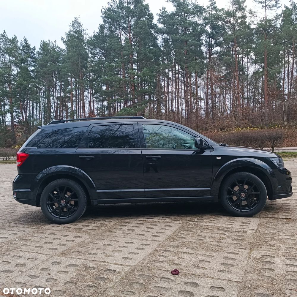 Fiat Freemont 2.0 Multijet 16V DPF Automatik Allrad Black Code - 3