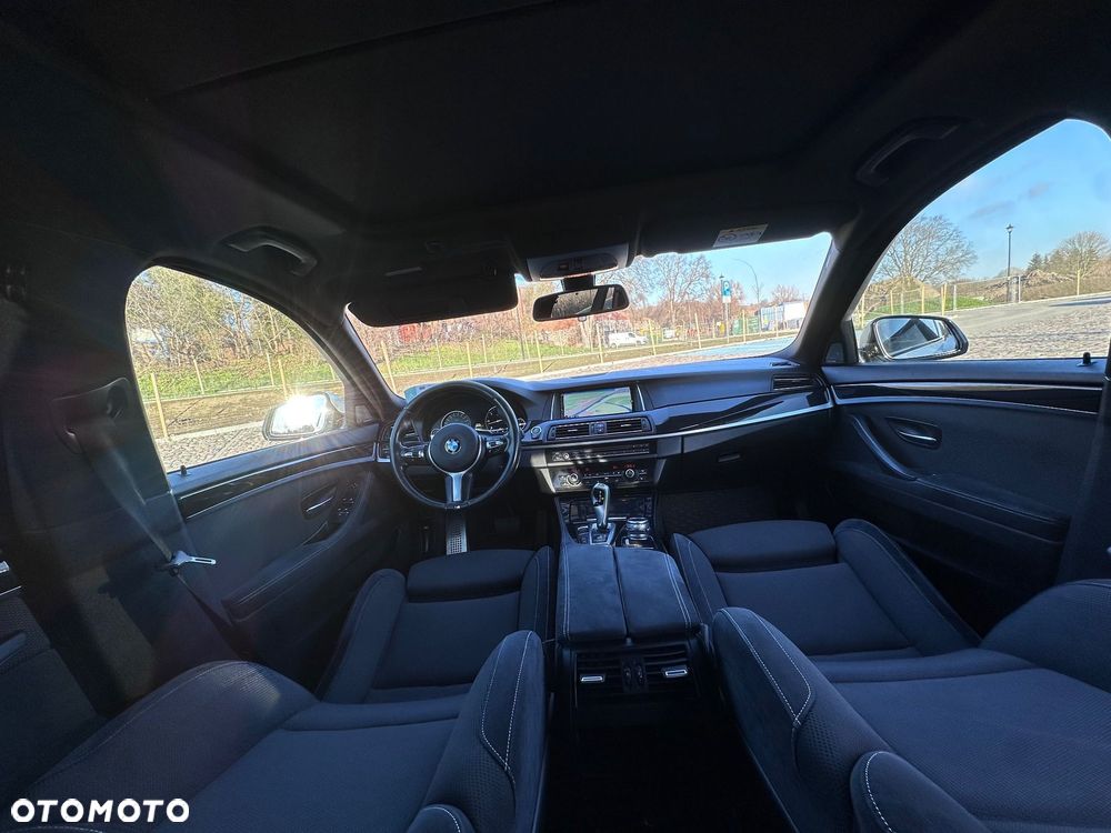 BMW Seria 5 530d xDrive - 18