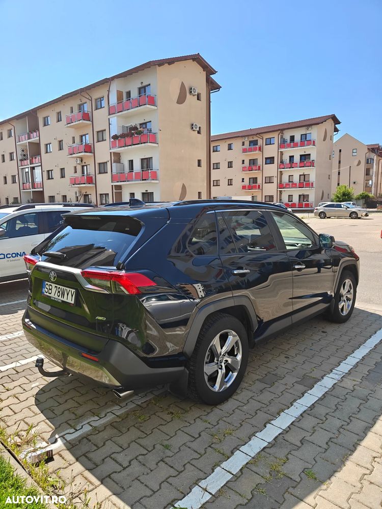 Toyota RAV4 2.0P CVT AWD Luxury - 4