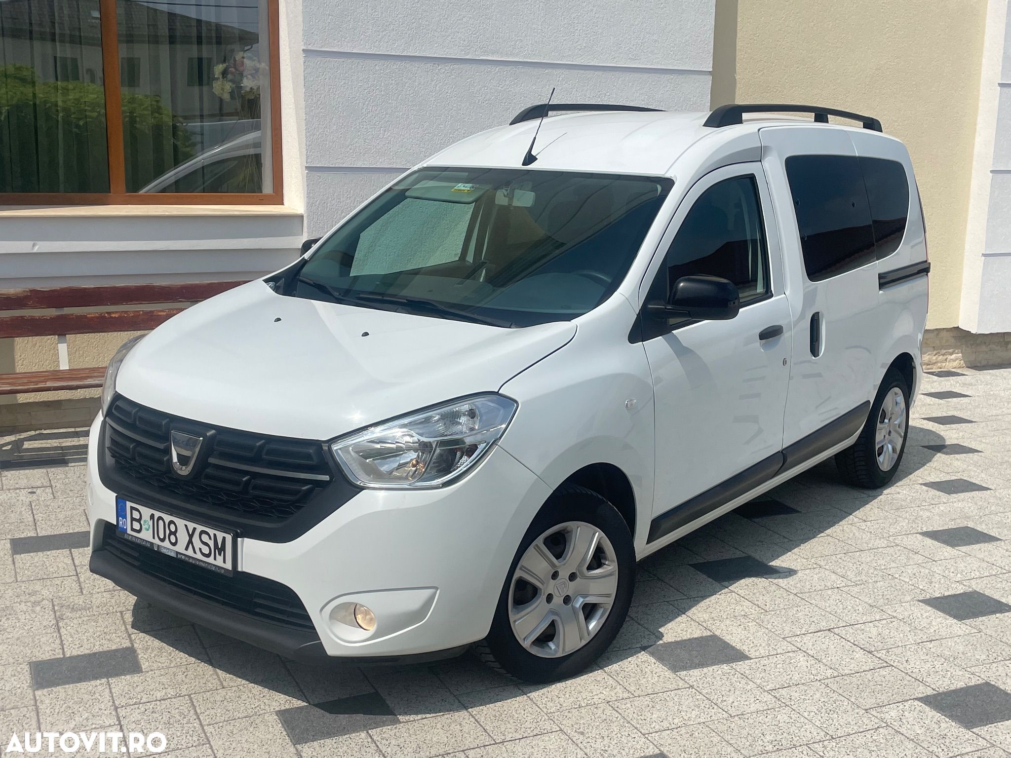 Dacia Dokker 1.5 Blue dCi Stepway - 1