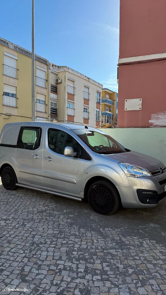 Citroën Berlingo 1.6 e-HDi FAP EGS6 Multispace - 12