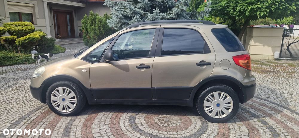 Fiat Sedici 1.6 16V 4x4 Luxury - 6