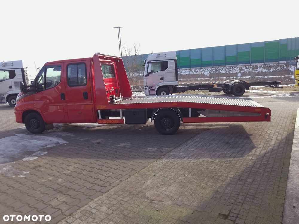 Iveco 35S16D DiGiCROSS - 6