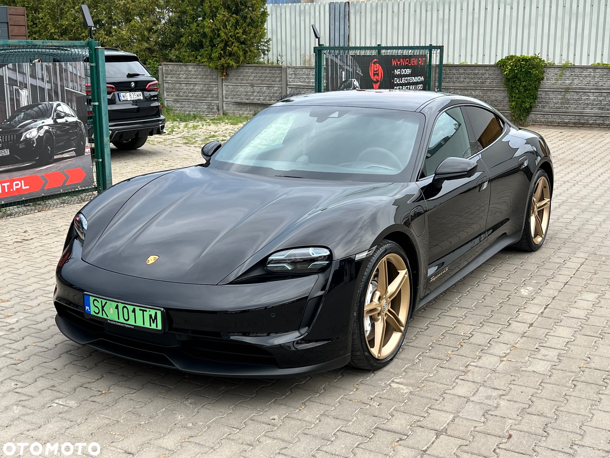 Porsche Taycan - 18