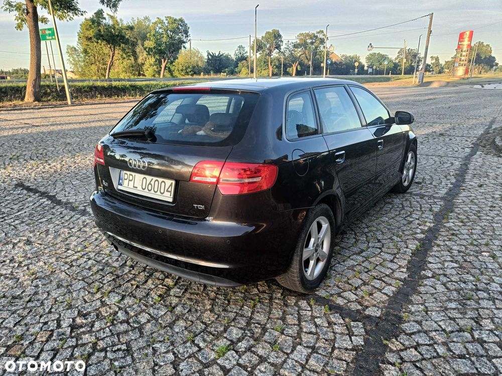 Audi A3 Sportback - 6