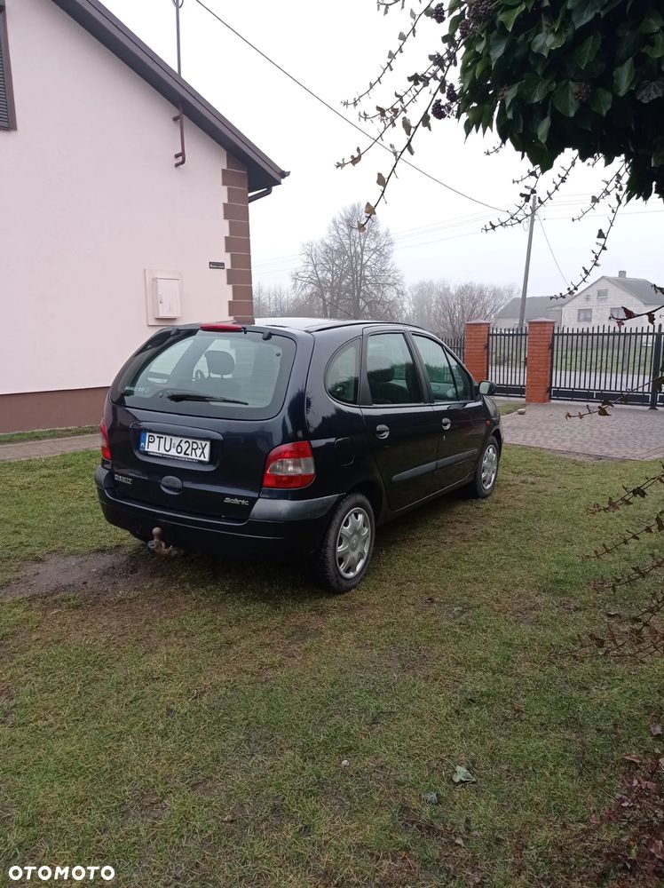 Renault Scenic - 4