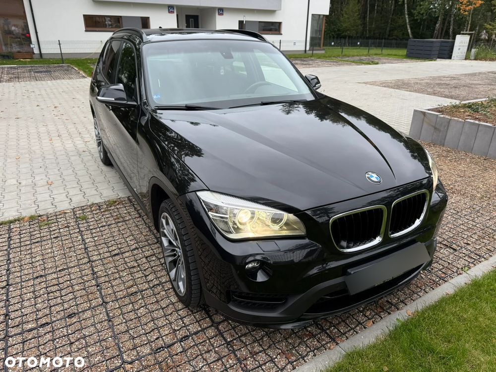 BMW X1 xDrive20d Sport Line - 1