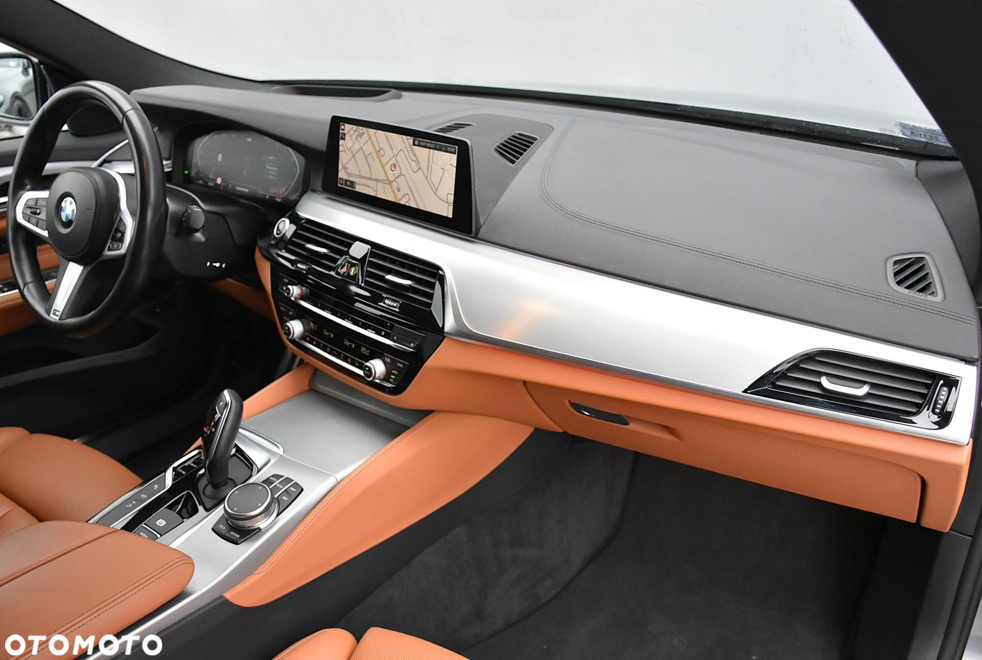 BMW 6GT - 16