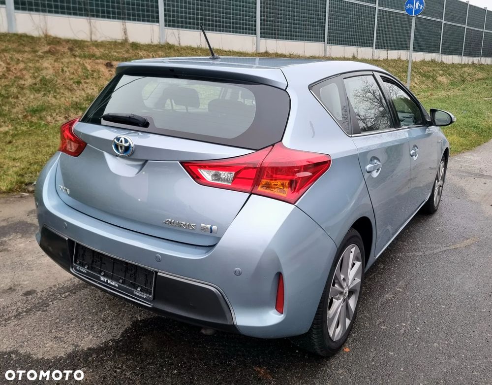 Toyota Auris 1.8 Hybrid Executive - 5