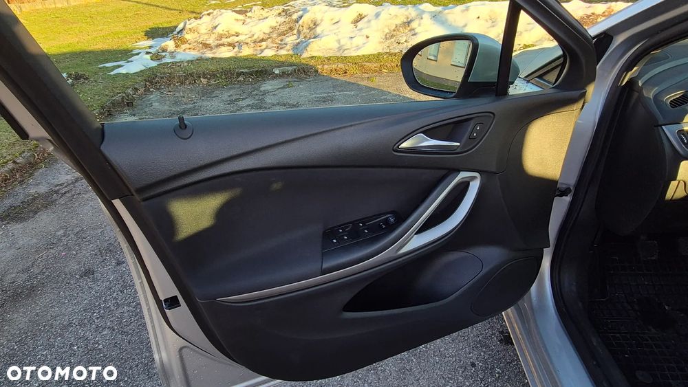 Opel Astra 1.2 T Business Elegance S&S - 12