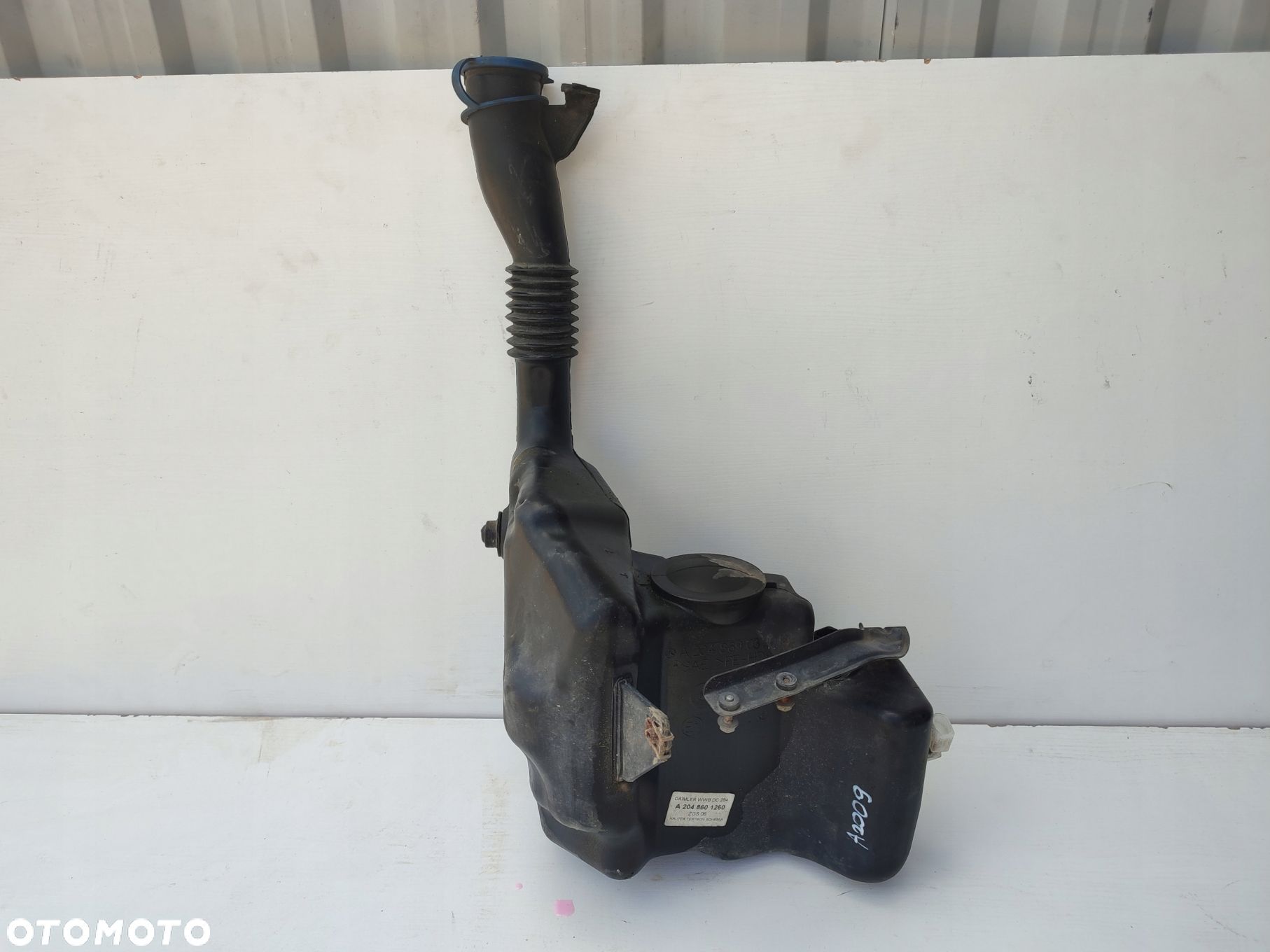 Zbiornik zbiorniczek płynu do spryskiwaczy MERCEDES GLK X204 A2048690320 - 1
