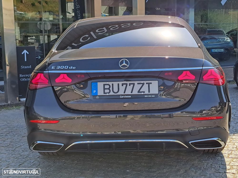 Mercedes-Benz E 300 de - 13