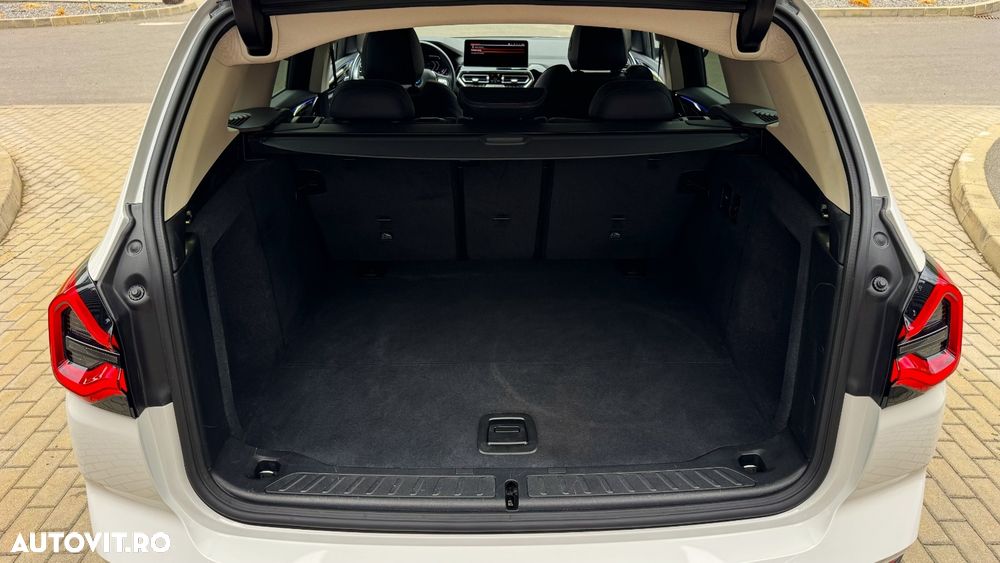 BMW X3 xDrive20d AT xLine - 38