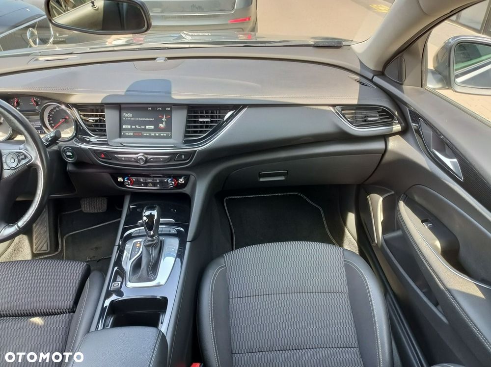 Opel Insignia - 23