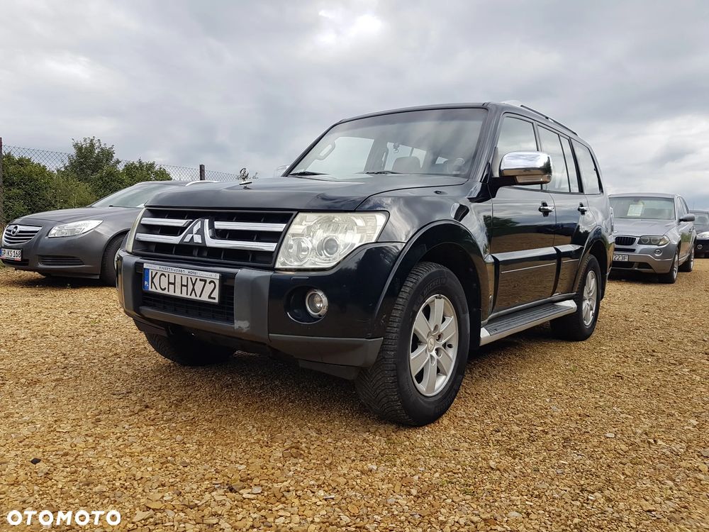 Mitsubishi Pajero 3.2 DI-D Automatik Intense - 1
