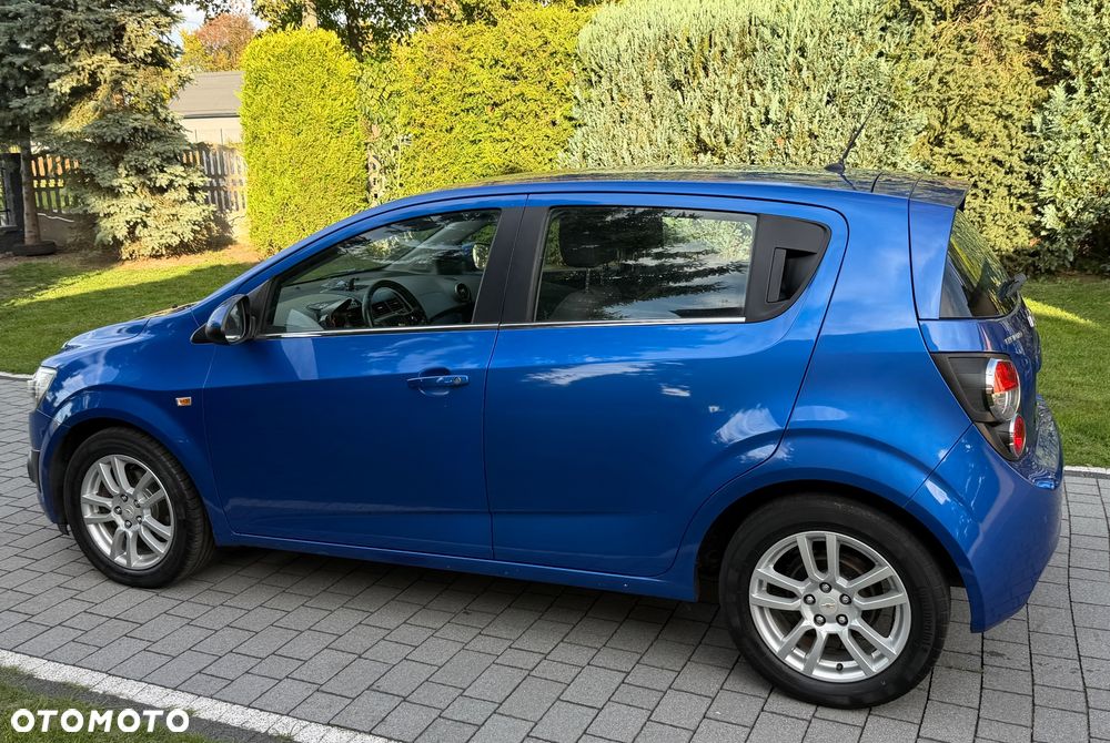 Chevrolet Aveo 1.6 LTZ S/S - 13
