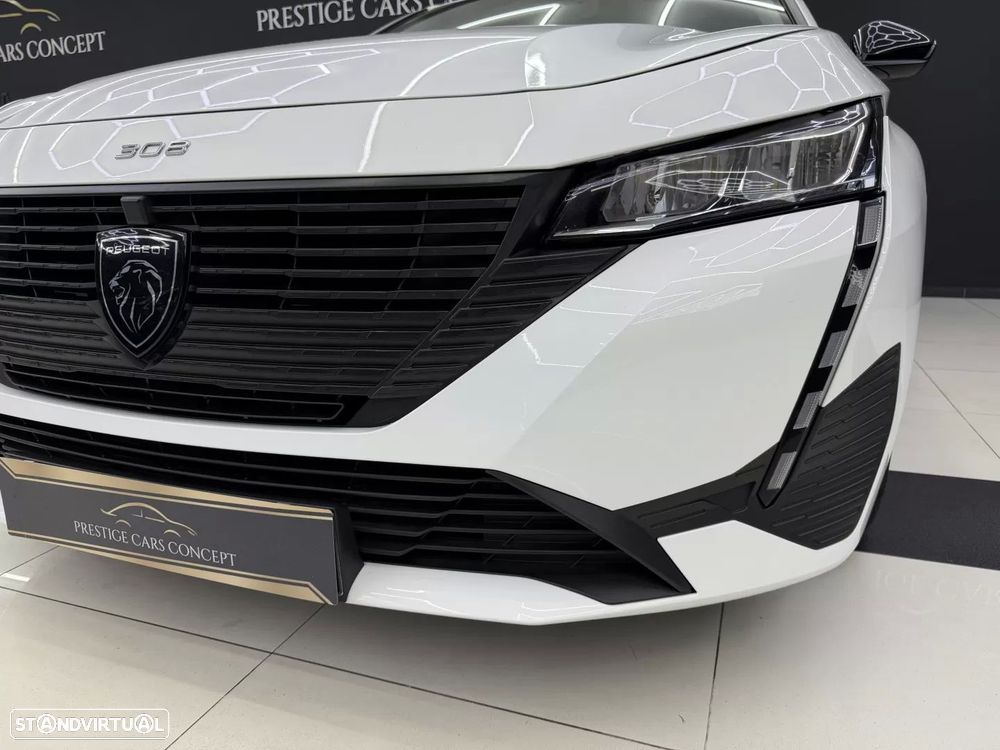 Peugeot 308 BlueHDi 130 EAT8 Active Pack — fotografia 10