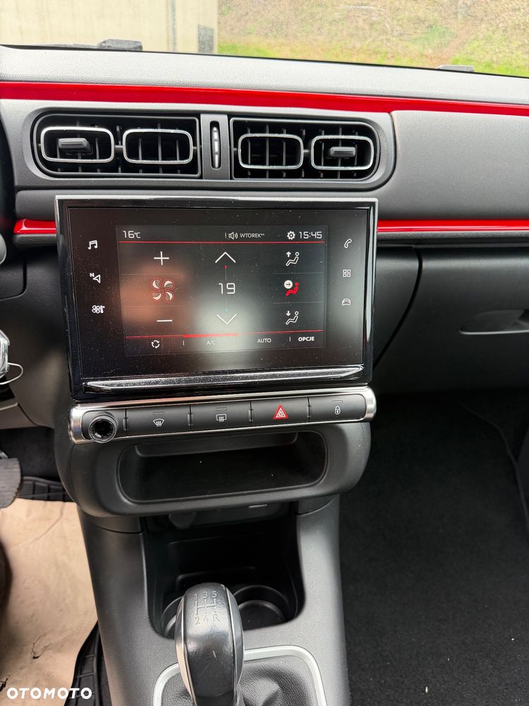 Citroën C3 Pure Tech 82 SHINE - 22