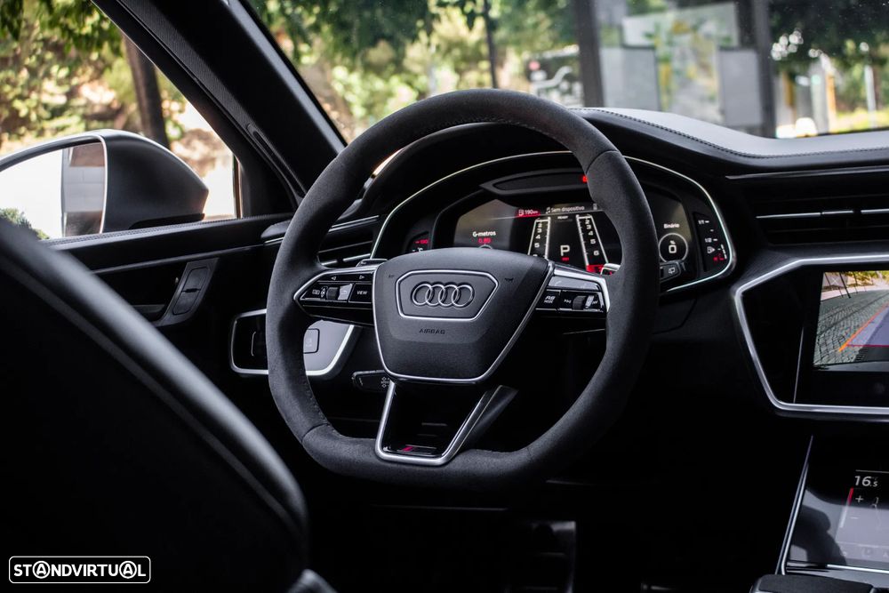 Audi RS6 Avant 4.0 TFSI quattro Tiptronic - 35