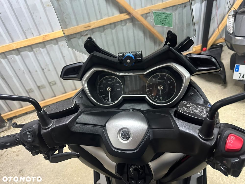 Yamaha X-max - 17
