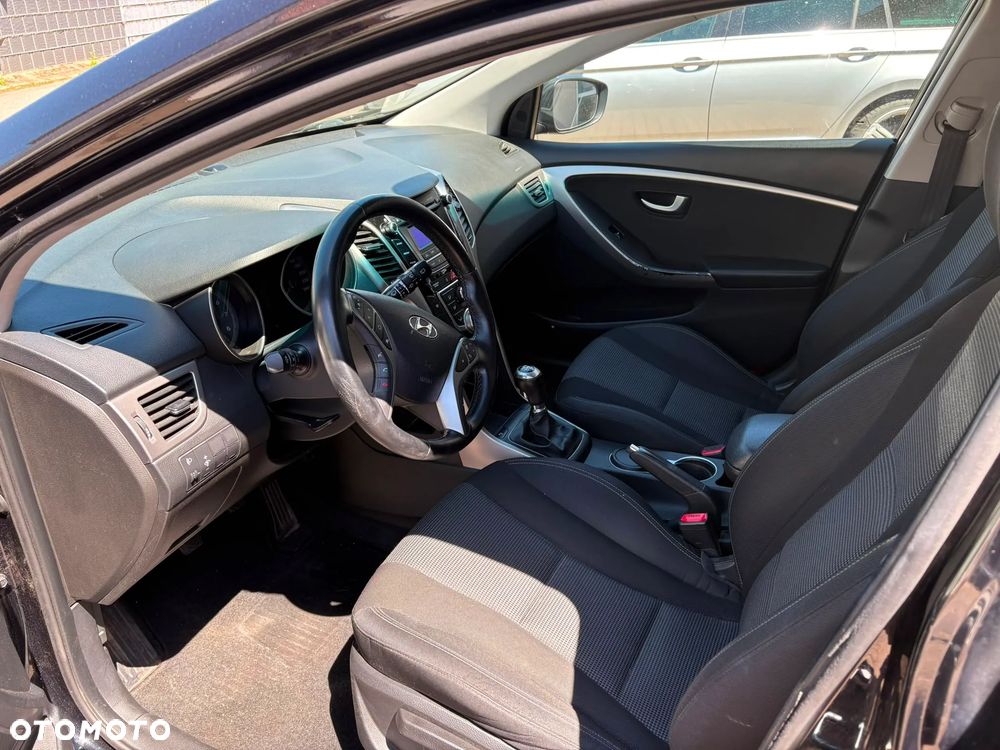 Hyundai i30 1.6 Premium - 7