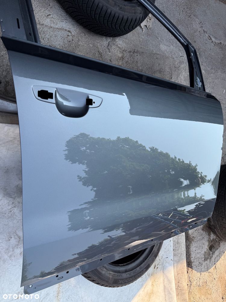 DRZWI PRAWE PRZÓD VOLKSWAGEN SHARAN II 7N0 ALHAMBRA II 7N5 SZRAE STALOWE 7N0831112E 7N083132J - 8