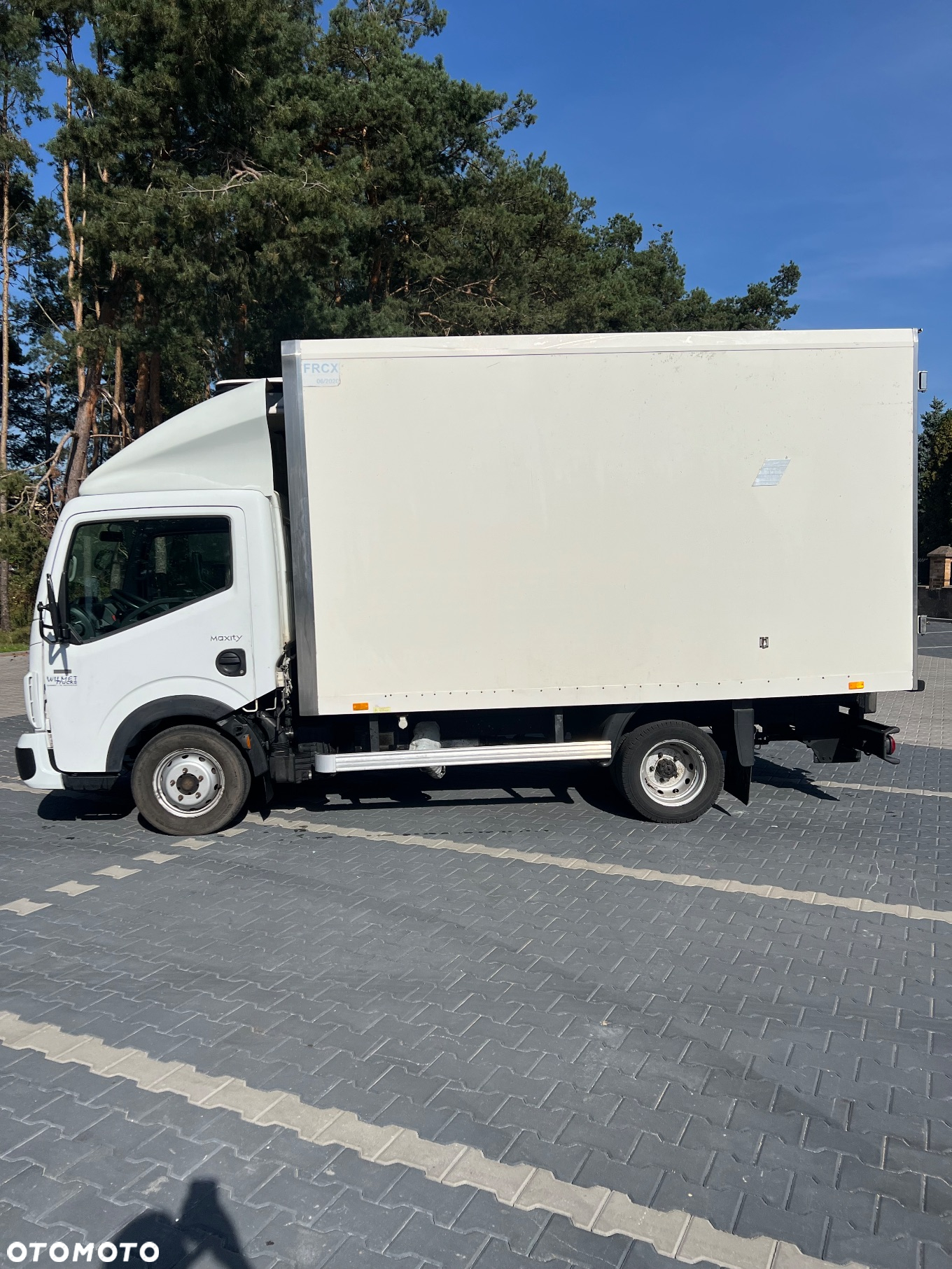 Renault Maxity - 4
