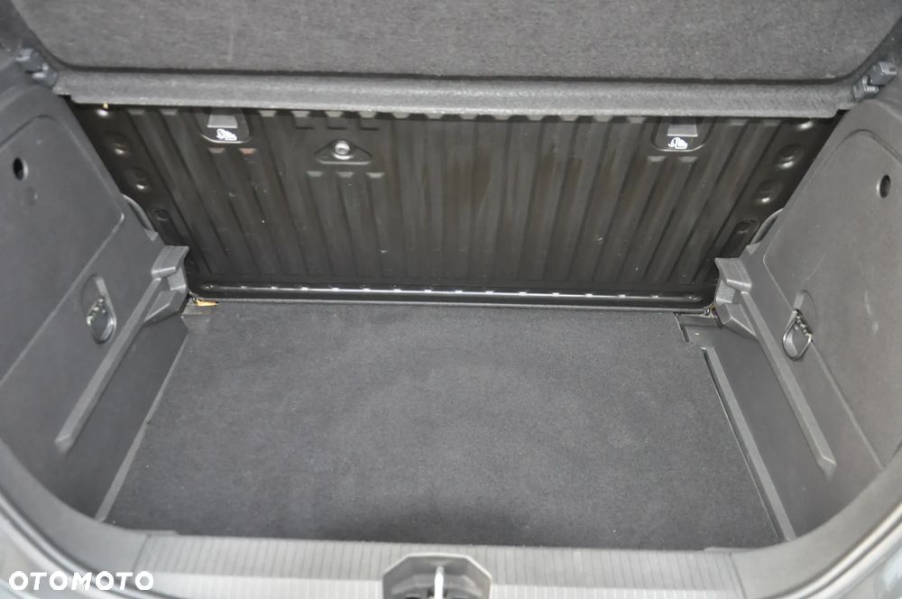 Opel Corsa 1.4 Enjoy - 28