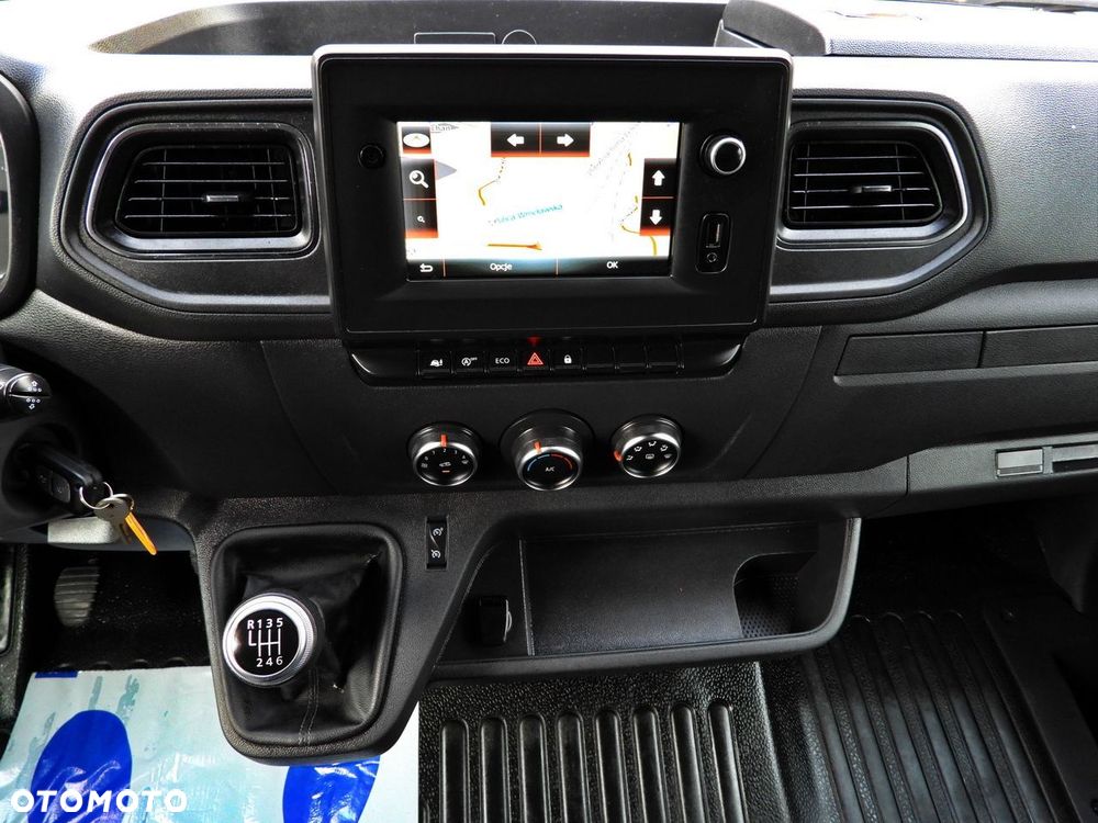 Renault MASTER PLANDEKA 10 PALET TEMPOMAT NAWIGACJA LEDY PNEUMATYKA KLIMATYZACJA  165KM - 33