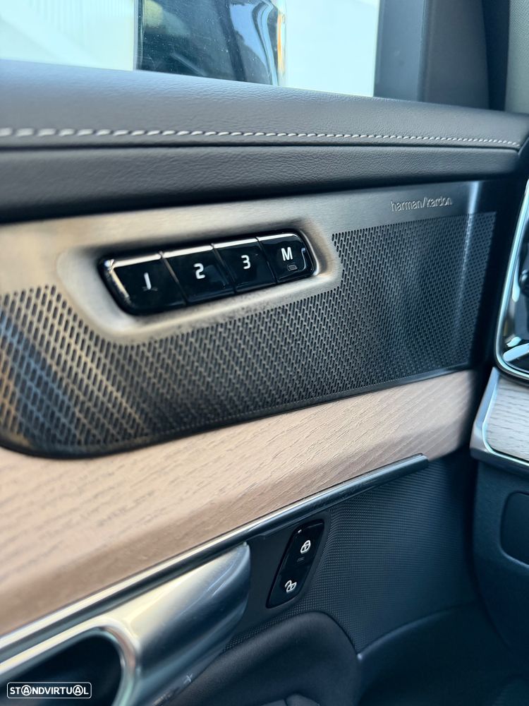 Volvo XC 90 2.0 T8 PHEV Plus Dark AWD - 11