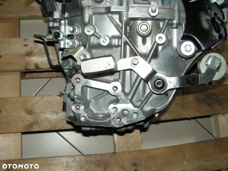 COROLLA E15 1,8 SKRZYNIA BIEGÓW NOWA 11 TYŚ KM - 7