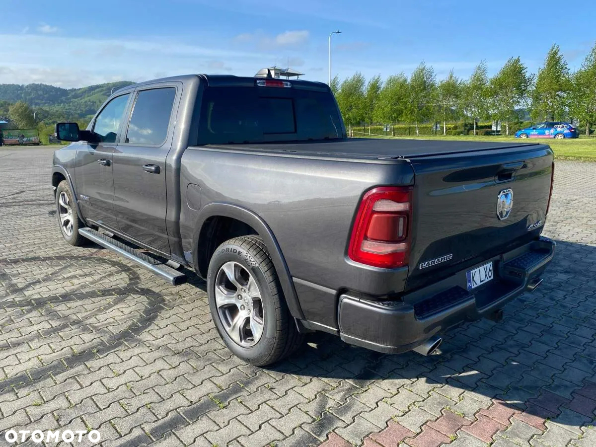 RAM 1500 Crew Cab Laramie - 4