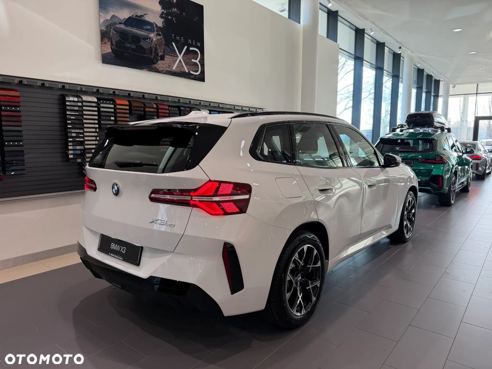 BMW X3 xDrive20 mHEV - 3