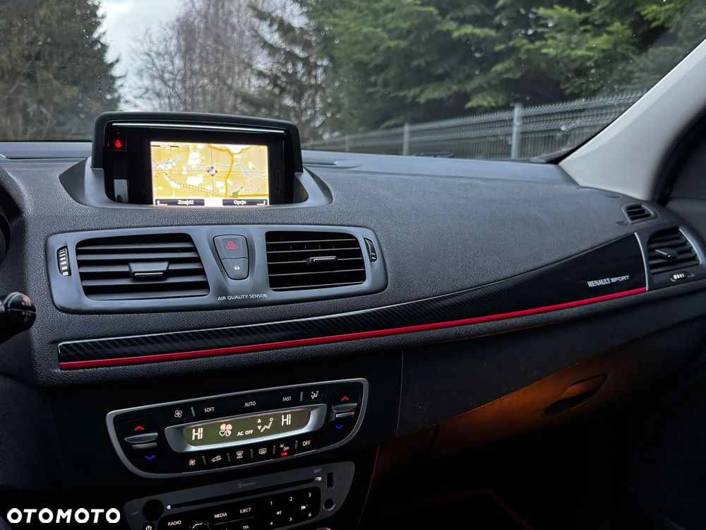 Renault Megane TCe 180 Dynamique - 2