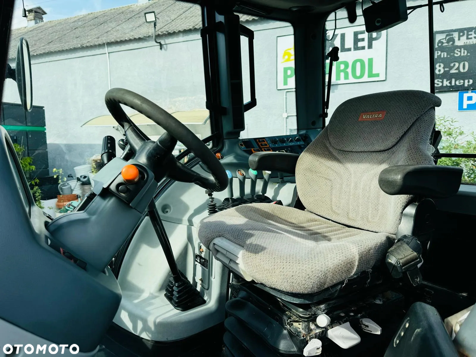 Valtra N101 - 24