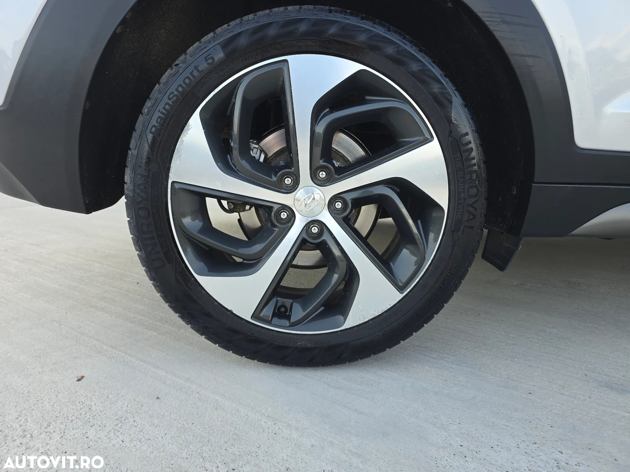 Hyundai Tucson blue 1.7 CRDi 2WD Style - 13
