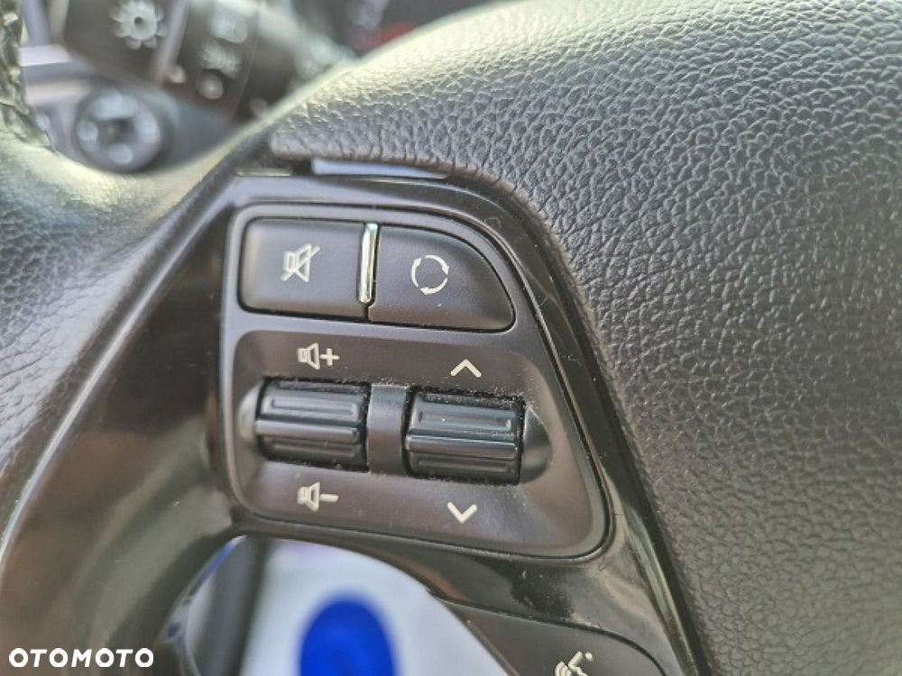 Kia Ceed - 27