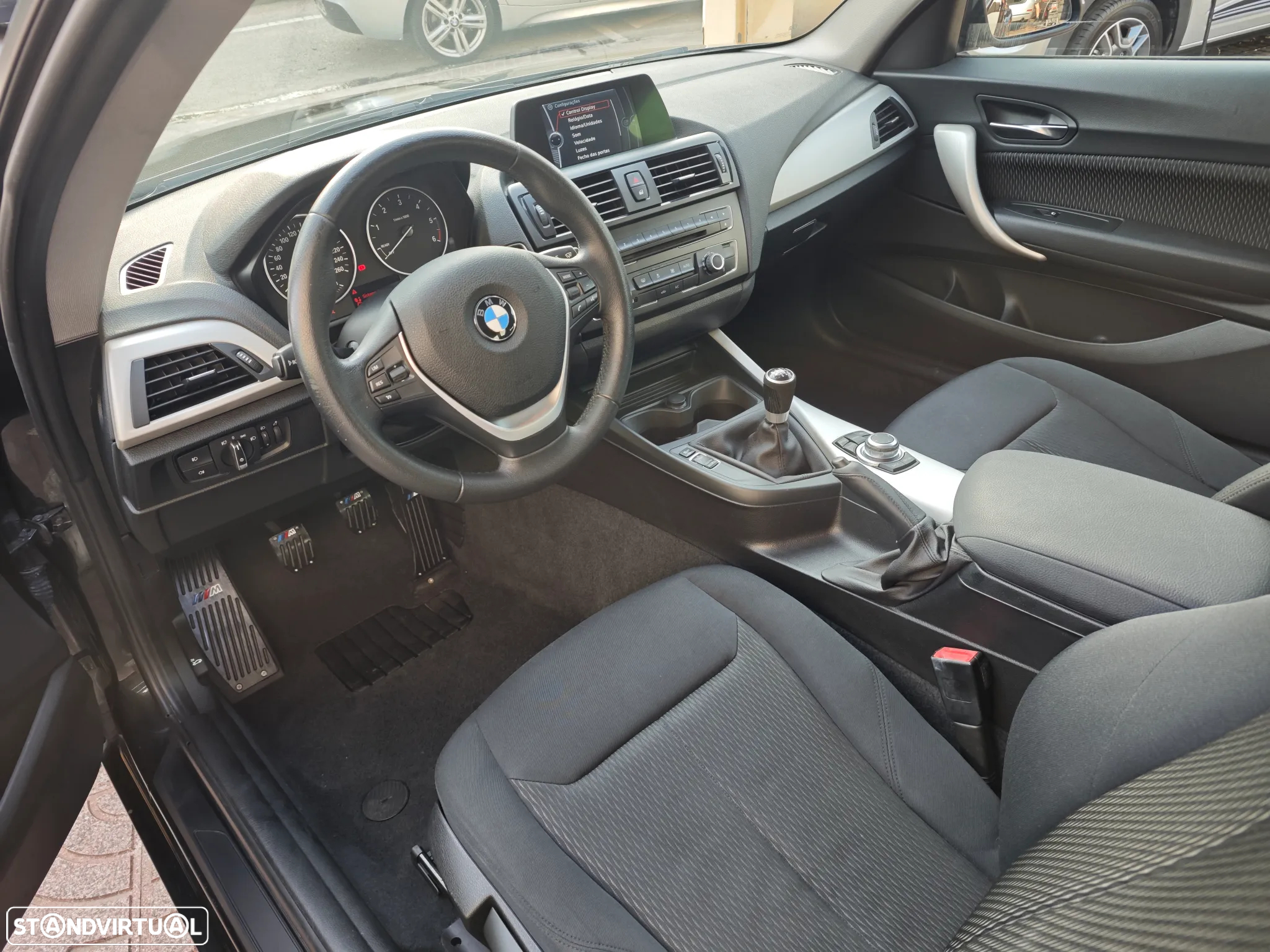 BMW 220 - 16