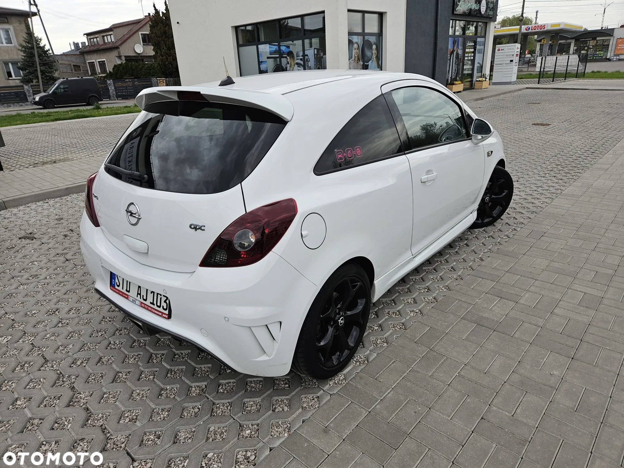 Opel Corsa 1.6 Turbo OPC - 4