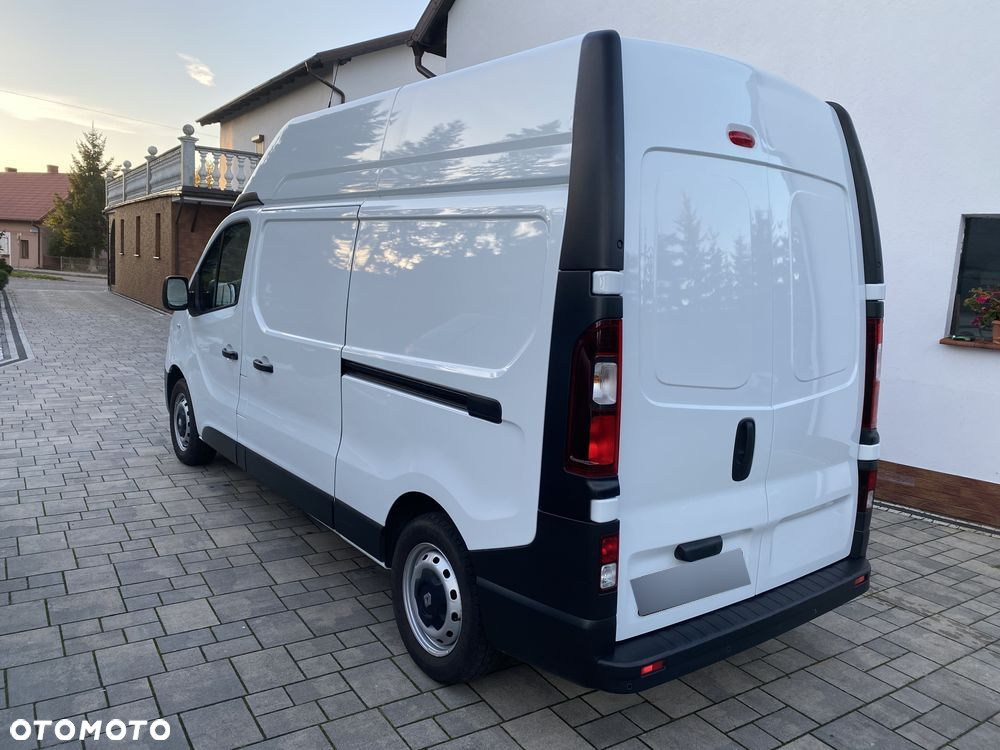 Renault TRAFIC - 4