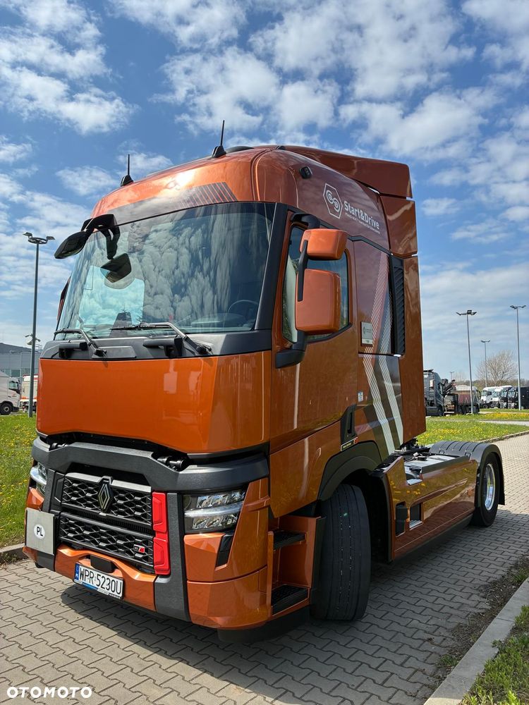 Renault T480 Sleeper Cab  DEMO - 8