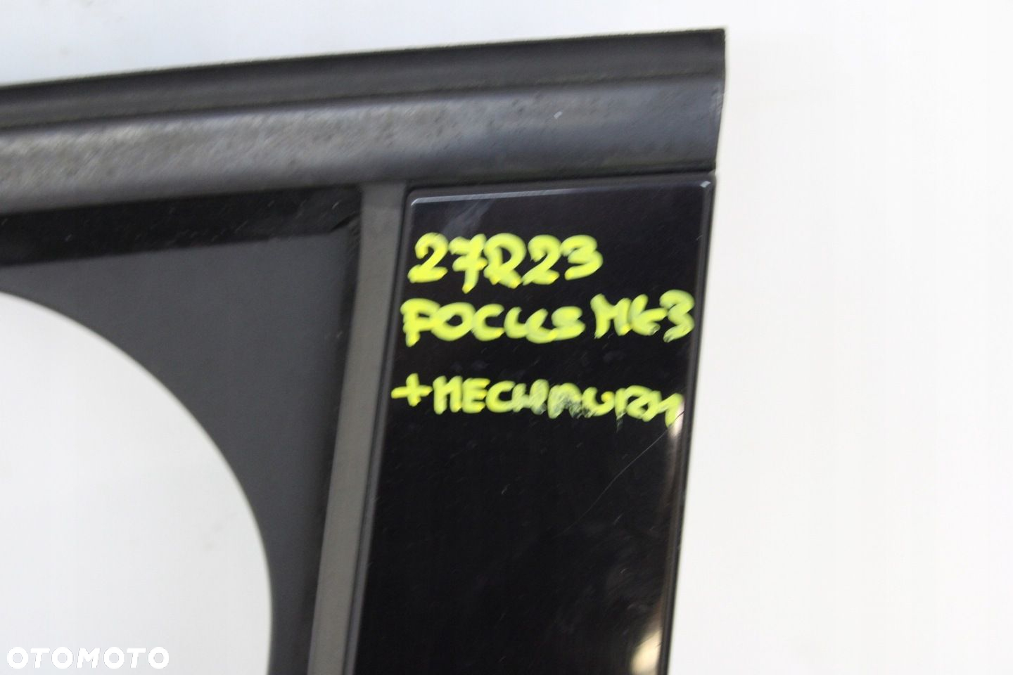 FORD FOCUS MK3 2010R- DRZWI LEWE LEWY PRZÓD PRZEDNIE KB - KOD LAKIERU - 10
