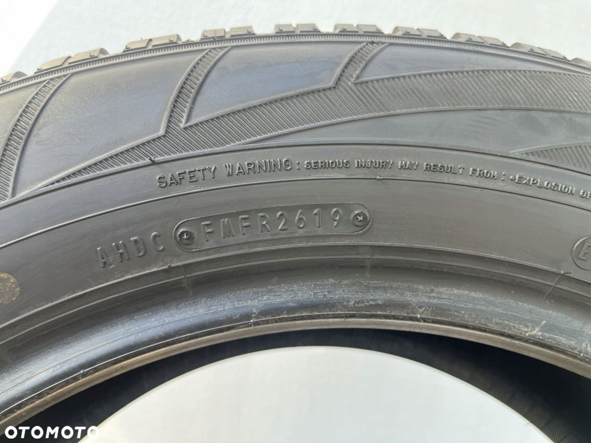 OPONY 235/60/18 107V FALKEN EUROWINTER HS01 SUV - 10