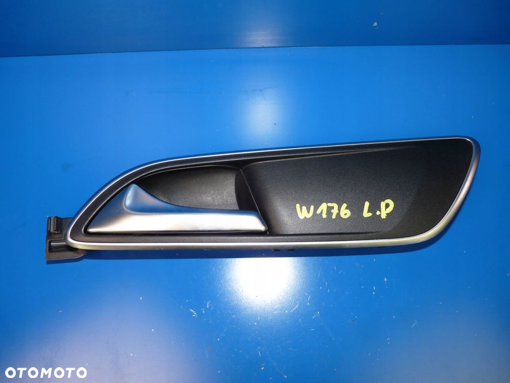 MERCEDES A W176 KLAMKA WEWNĘTRZNA DRZWI LEWY PRZÓD - 1