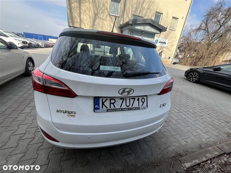 Hyundai i30 1.6 CRDi Classic - 8