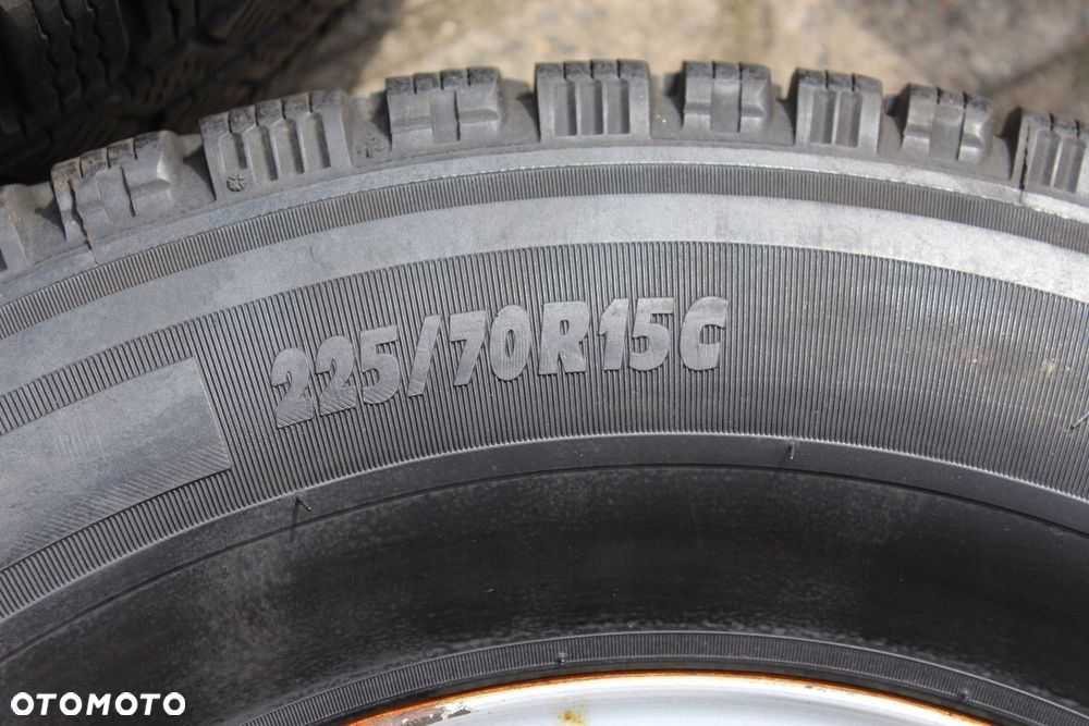 4x 225/70R15C MICHELIN AGILIS ALPIN 112/110R 16r 9mm - 7