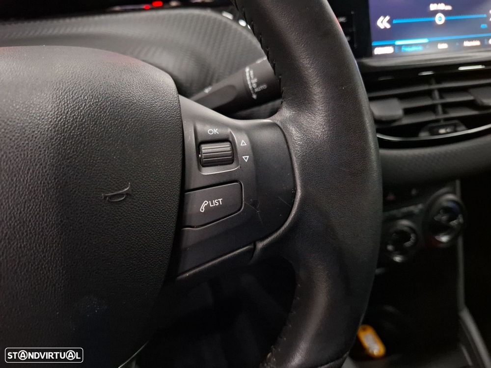 Peugeot 208 1.2 PureTech Style - 16